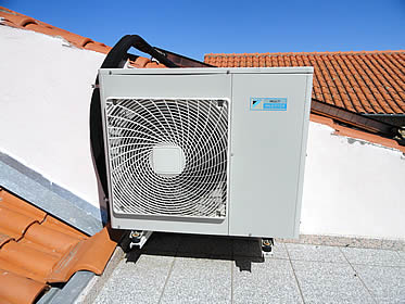 /Portals/3/UltraPhotoGallery/2061/11/thumbs/4.4.2.2011-climatisation-unite-exterieure-carrondo .jpg